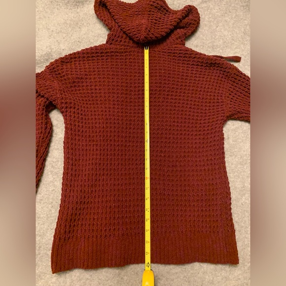 Fuzzy Sweater with Cute Detail - Picture 5 of 6